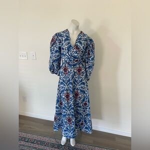 Byond by vera dress size small